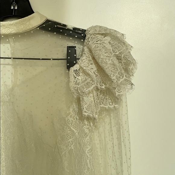 Top - Picture 4 of 12